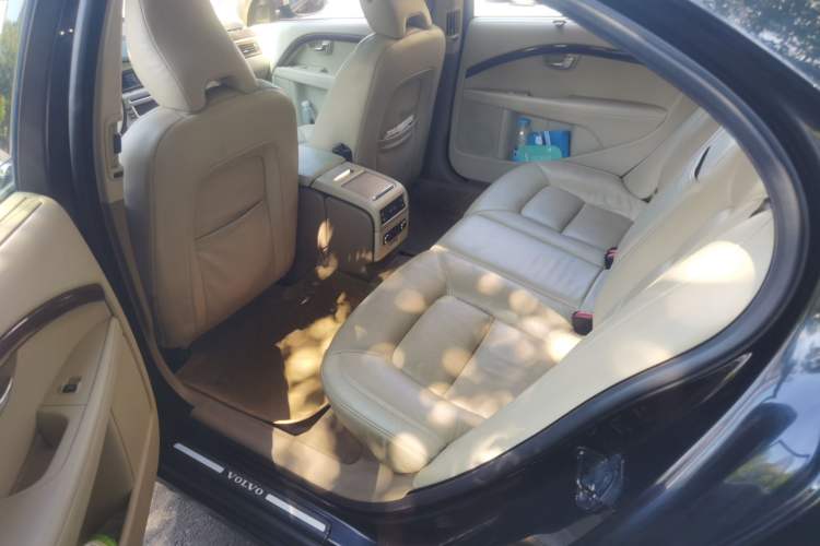 Used Volvo S80L 2011 2.0T ZhiZun Edition Left Rear Seat