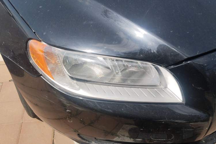 Used Volvo S80L 2011 2.0T Zhiya Edition Right Front Headlight