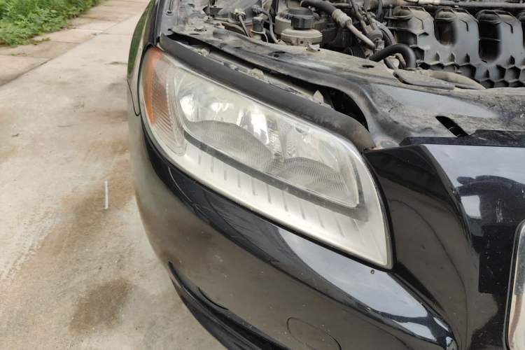 Used Volvo S80L 2011 2.0T Zhiya Edition Right Front Headlight