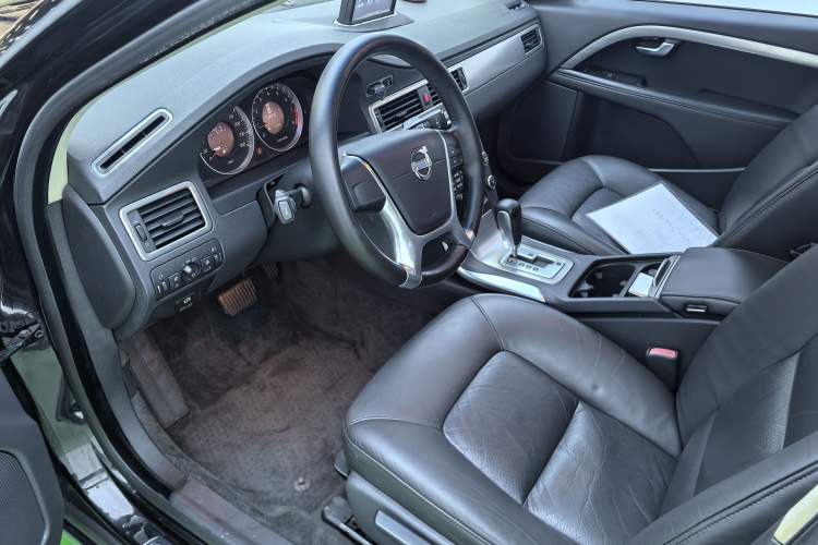 Used Volvo S80L 2011 2.0T ZhiShang Version Right Front Seat