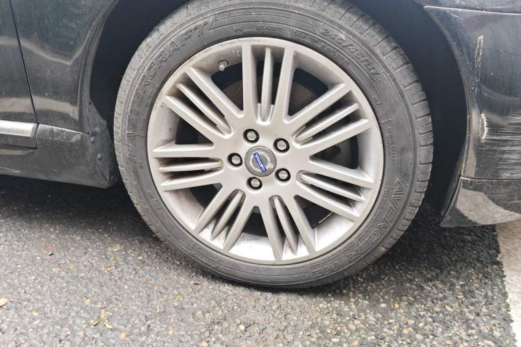 Used Volvo S80L 2011 3.0T AWD Zhiya Edition Right Front Wheel Hub