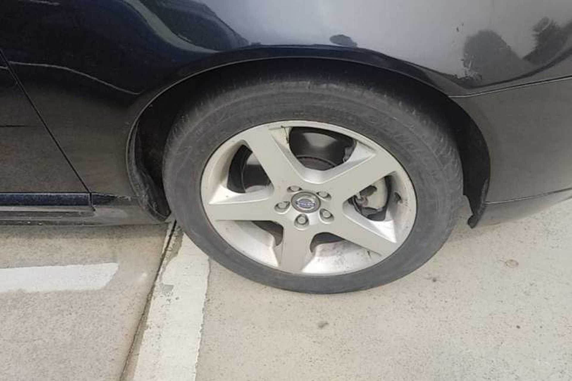 Used Volvo S80L 2011 2.0T ZhiShang Version Right Front Wheel Hub