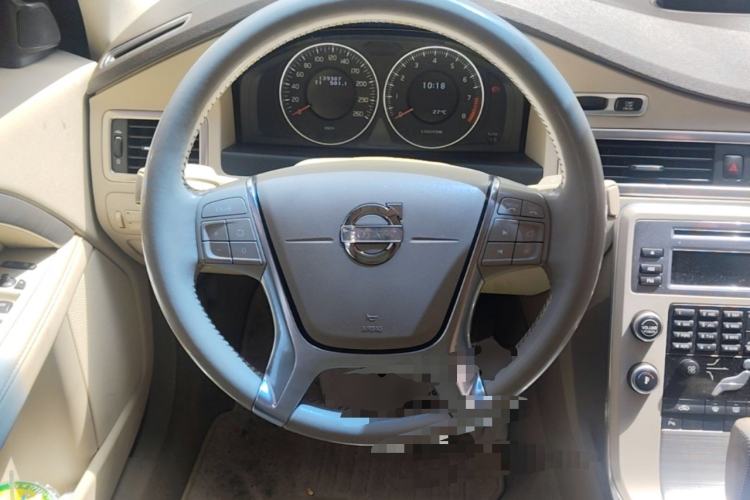 Used Volvo S80L 2011 2.0T Zhiya Edition Steering Wheel