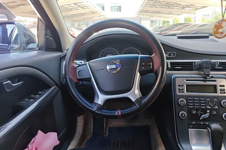 Used Volvo S80L 2011 2.0T ZhiShang Version Steering Wheel