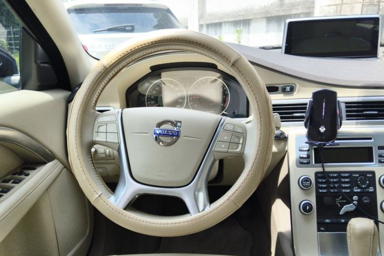 Used Volvo S80L 2011 2.0T ZhiShang Version Steering Wheel