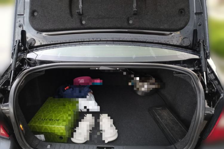 Used Volvo S80L 2011 2.0T ZhiShang Version Trunk