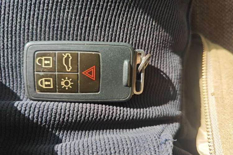 Used Volvo S80L 2011 2.0T ZhiShang Version Vehicle Key