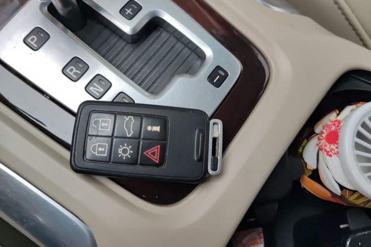 Used Volvo S80L 2011 2.0T ZhiZun Edition Vehicle Key