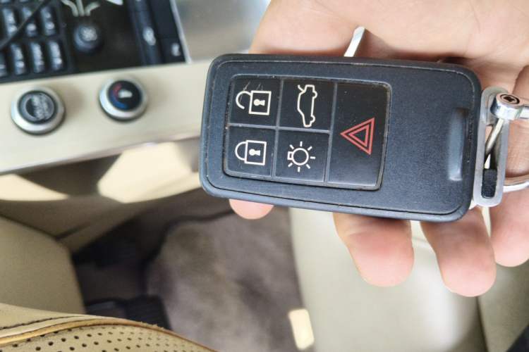 Used Volvo S80L 2011 2.0T ZhiShang Version Vehicle Key