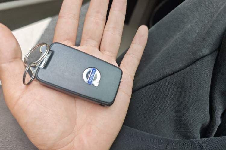 Used Volvo S80L 2011 2.0T ZhiZun Edition Vehicle Key