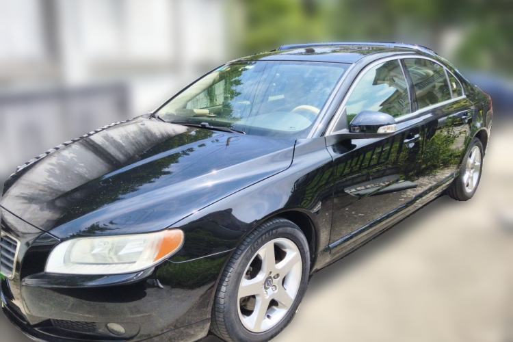 Used Volvo S80L 2011 2.0T ZhiShang Version Guazi used car, China used car export, Used car for sale, Used  cars, Cheapest cars for sale