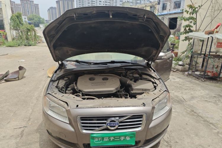 Used Volvo S80L 2011 2.0T Zhiya Edition Engine Bay
