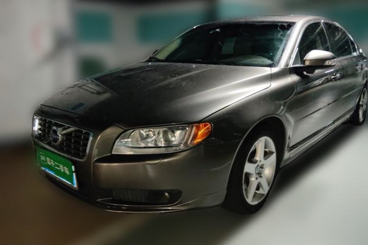 Volvo S80L 2011 2.0T ZhiZun Edition مستعملة Guazi used car, China used car export, Used car for sale, Used  cars, Cheapest cars for sale
