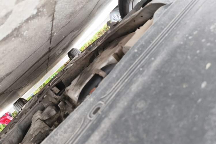 Used Volvo S80L 2011 2.0T ZhiZun Edition Chassis Front