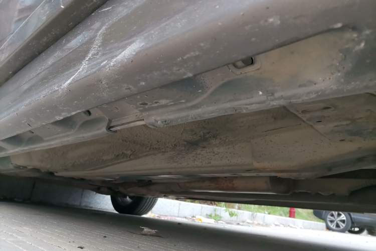 Used Volvo S80L 2011 2.0T ZhiZun Edition Chassis Front Right