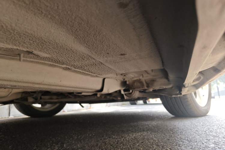 Used Volvo S80L 2011 2.0T ZhiShang Version Chassis Front Right