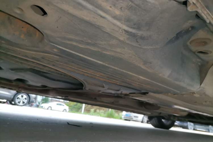 Used Volvo S80L 2011 2.0T ZhiZun Edition Chassis Rear Right