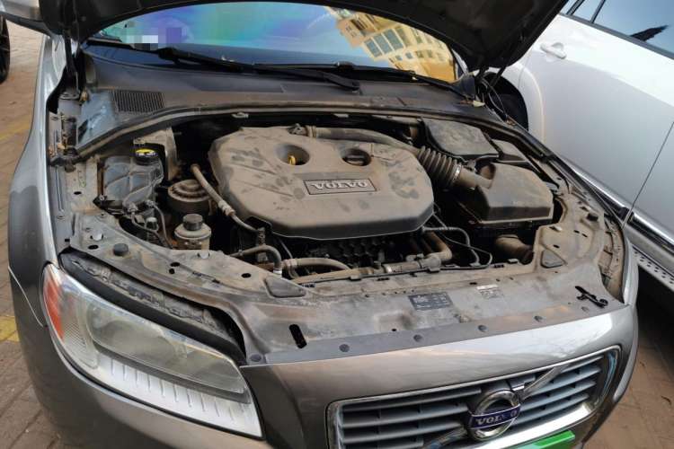 Used Volvo S80L 2011 2.0T Zhiya Edition Engine Bay