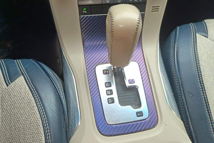 Used Volvo S80L 2011 2.0T Zhiya Edition Gear Lever