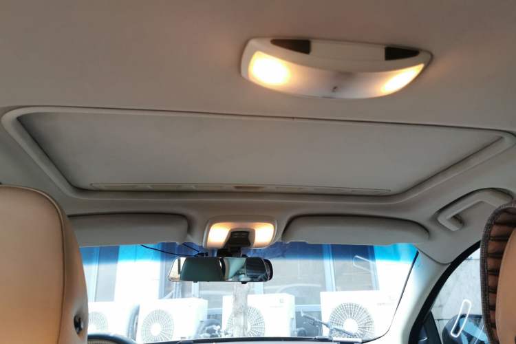 Used Volvo S80L 2011 2.0T Zhiya Edition Headliner