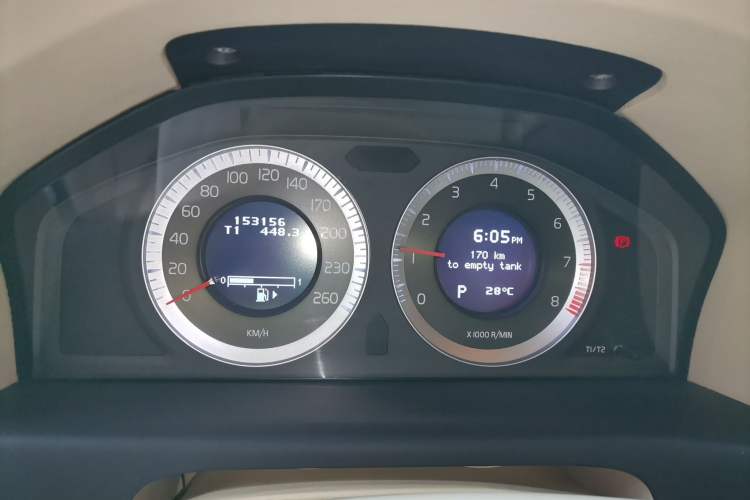 Used Volvo S80L 2011 2.0T ZhiZun Edition Instrument Cluster