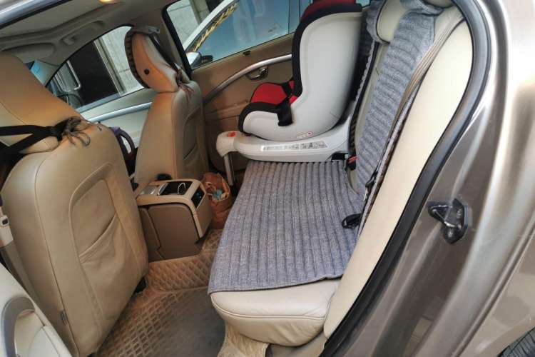 Used Volvo S80L 2011 2.0T Zhiya Edition Left Rear Seat