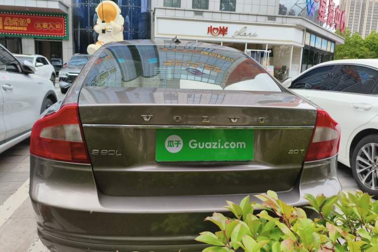 Used Volvo S80L 2011 2.0T ZhiZun Edition Rear