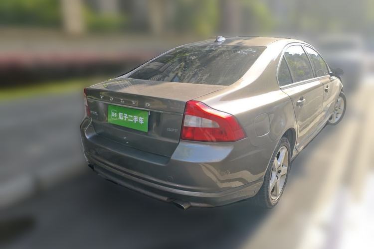 Used Volvo S80L 2011 2.0T ZhiShang Version Rear Right 45 Deg