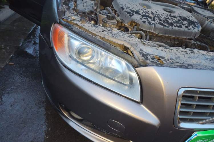 Used Volvo S80L 2011 2.0T ZhiZun Edition Right Front Headlight