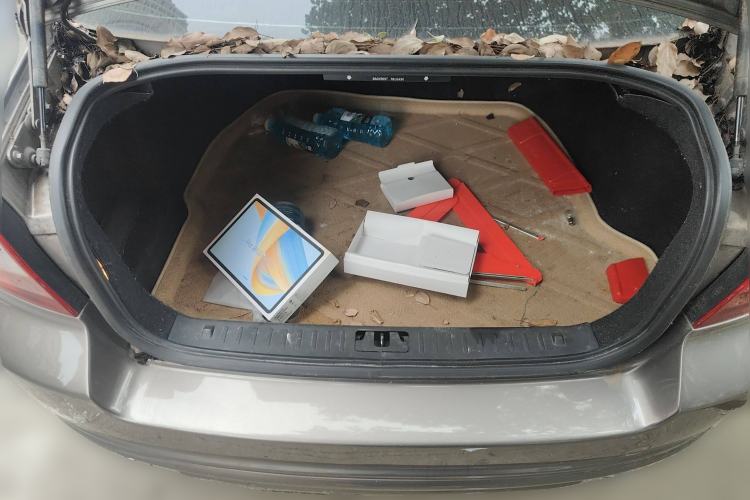 Used Volvo S80L 2011 2.0T Zhiya Edition Trunk