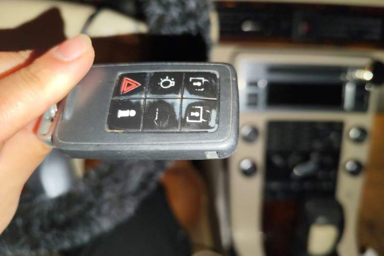 Used Volvo S80L 2011 2.0T ZhiZun Edition Vehicle Key