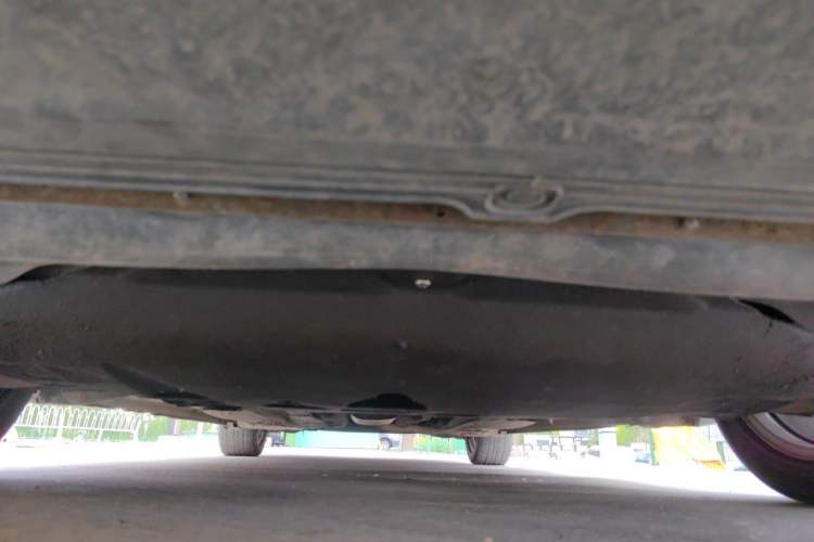 Used Volvo S80L 2011 2.0T ZhiZun Edition Chassis Front