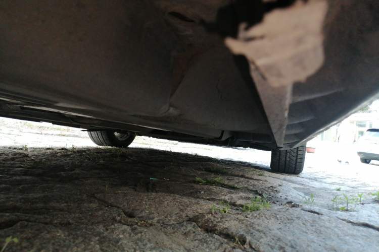 Used Volvo S80L 2011 2.0T ZhiZun Edition Chassis Rear Right