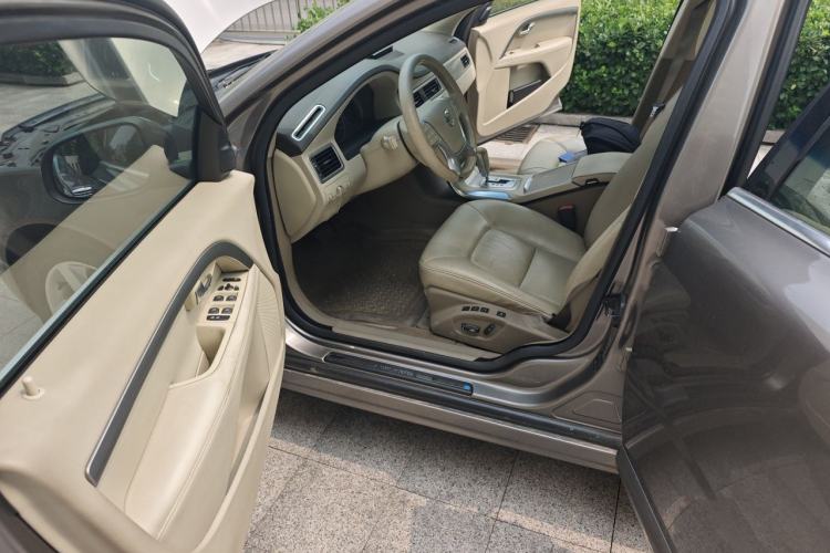 Used Volvo S80L 2011 2.0T ZhiShang Version Driver Seat