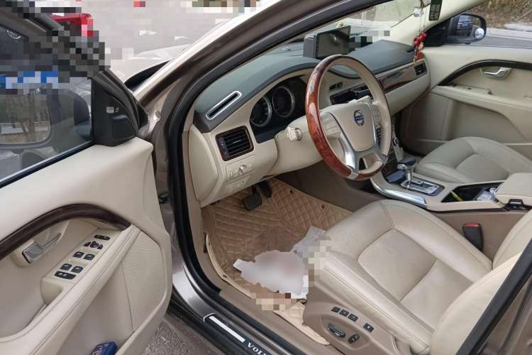 Used Volvo S80L 2011 2.0T ZhiZun Edition Driver Seat