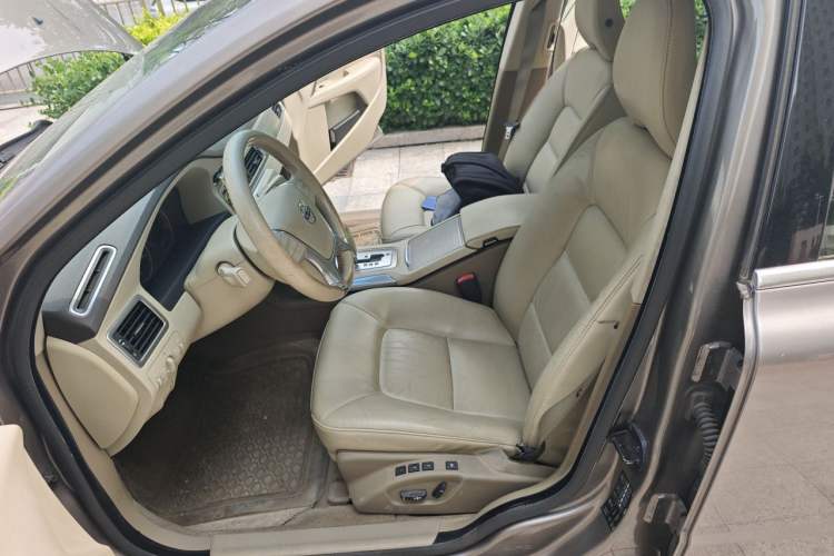 Used Volvo S80L 2011 2.0T ZhiShang Version Left Front Seat