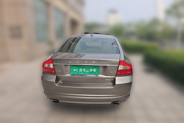 Used Volvo S80L 2011 2.0T ZhiShang Version Rear