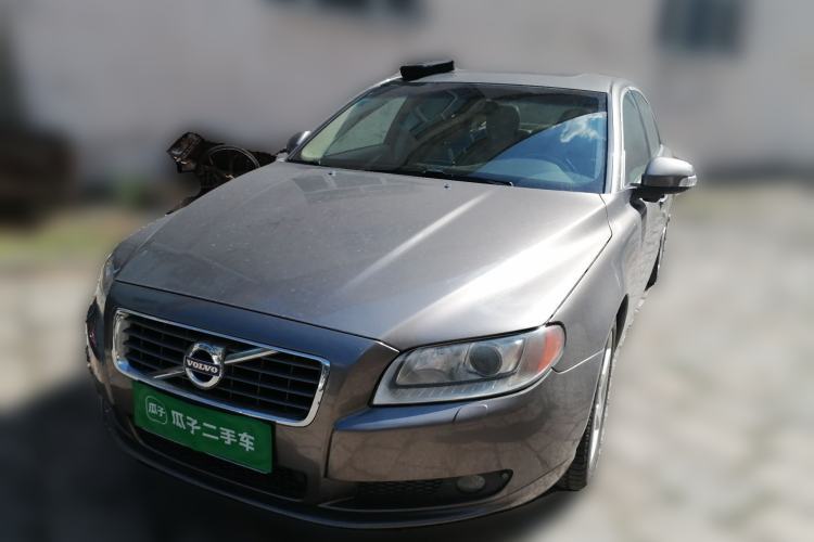 Used Volvo S80L 2011 2.0T ZhiZun Edition Guazi used car, China used car export, Used car for sale, Used  cars, Cheapest cars for sale