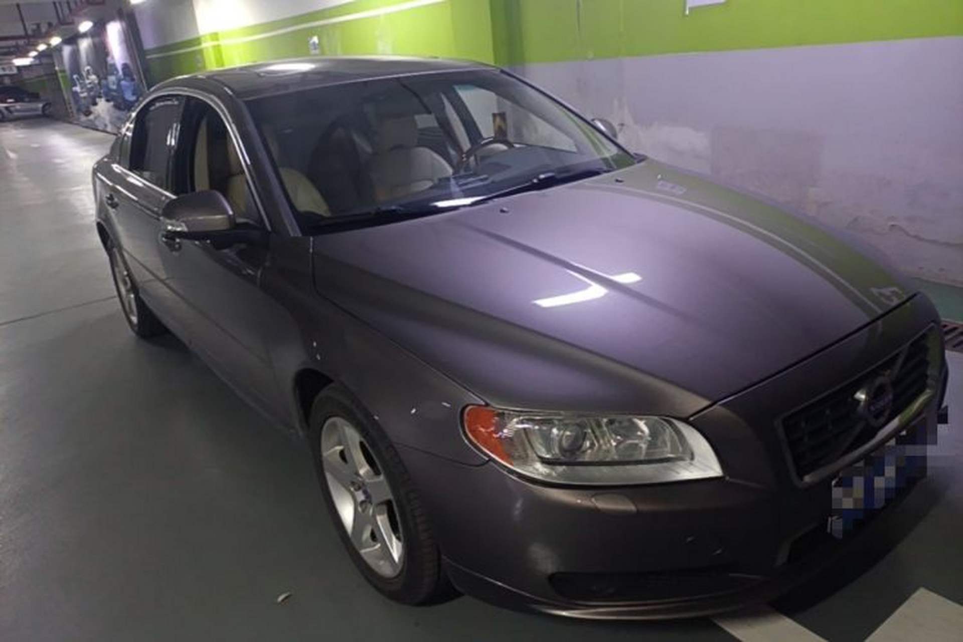 Used Volvo S80L 2011 2.0T ZhiZun Edition Front Right 45 Deg