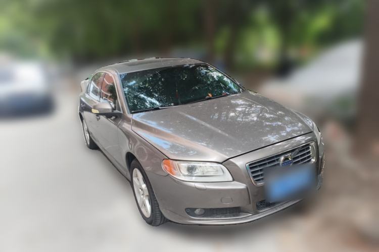 Used Volvo S80L 2011 2.0T ZhiZun Edition Front Right 45 Deg