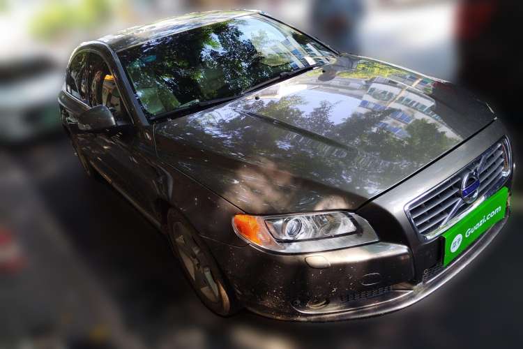 Used Volvo S80L 2011 2.0T ZhiZun Edition Front Right 45 Deg