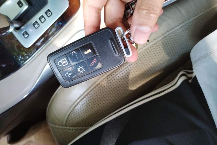 Used Volvo S80L 2011 2.0T ZhiZun Edition Vehicle Key
