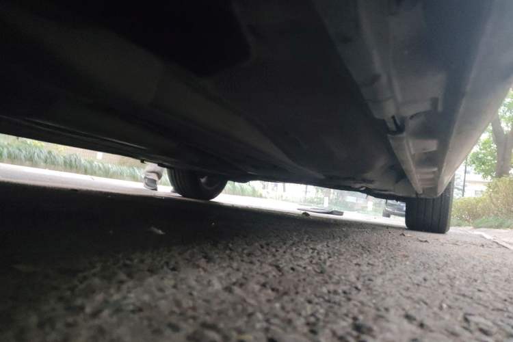 Used Volvo S80L 2011 2.0T ZhiShang Version Chassis Front Left