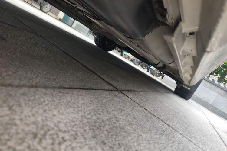 Used Volvo S80L 2011 2.0T ZhiShang Version Chassis Rear Right