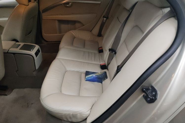 Used Volvo S80L 2011 2.0T ZhiShang Version Left Rear Seat