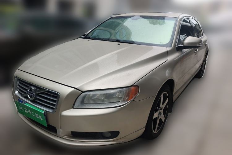 Used Volvo S80L 2011 2.0T ZhiShang Version Guazi used car, China used car export, Used car for sale, Used cars, Cheapest cars for sale
