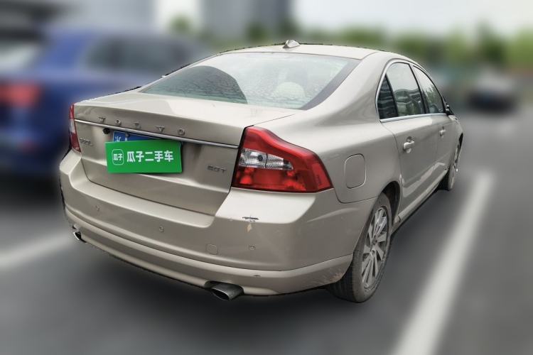 Used Volvo S80L 2011 2.0T ZhiShang Version Rear Right 45 Deg