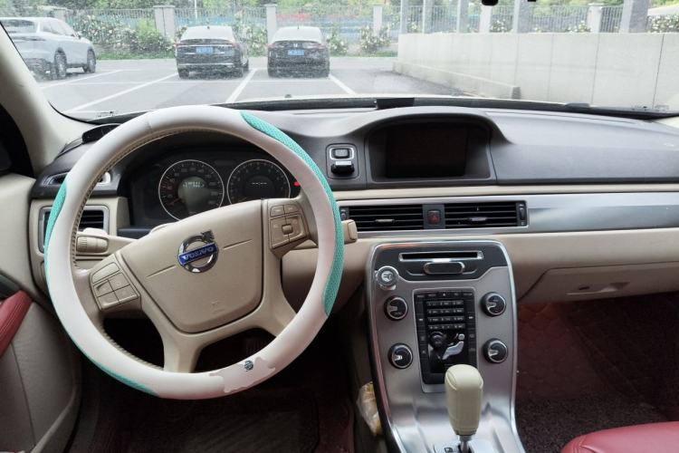 Used Volvo S80L 2011 2.0T ZhiShang Version Steering Wheel