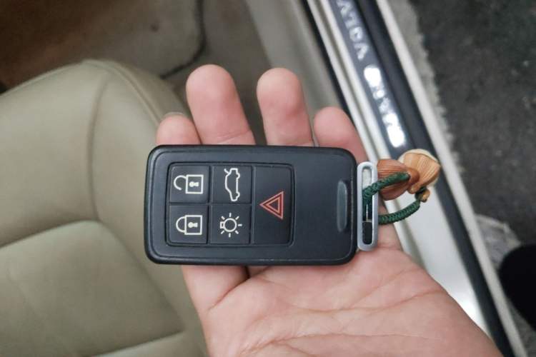 Used Volvo S80L 2011 2.0T ZhiShang Version Vehicle Key