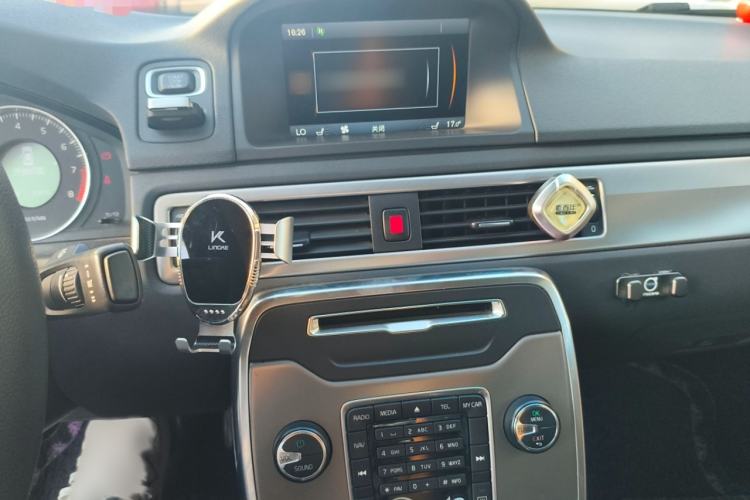 Used Volvo S80L 2012 2.0T T5 Luxury Edition Audio And AC Panel